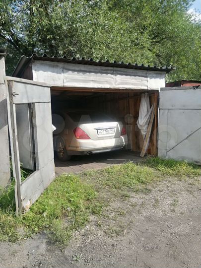 Гараж