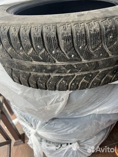 Bridgestone Ice Cruiser 7000 235/65 R18 110T