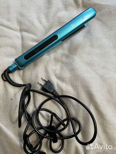 Выпрямитель для волос “Ocean”