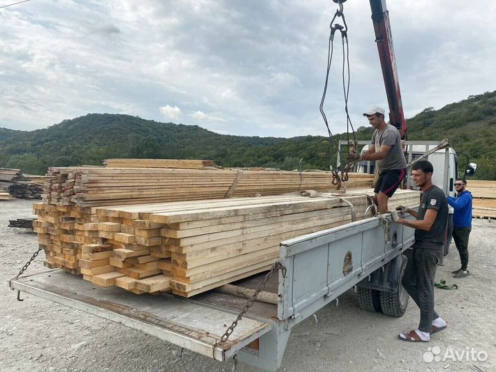 Доска обрезная 25х10х6000. Пиломатериалы