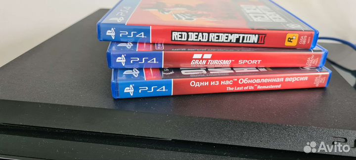 Sony playstation 4 pro 3 rv + 3 игры