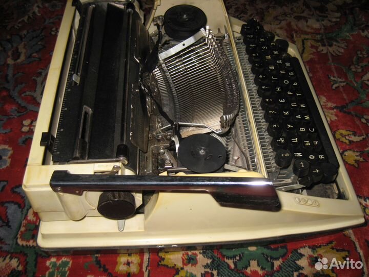 2 печатные машинки Роботрон Любава