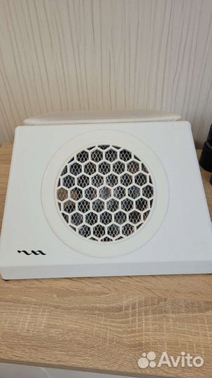 Маникюрный пылесос