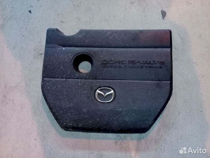 Декоративная крышка двс LF96102F1 Mazda Axela BK b