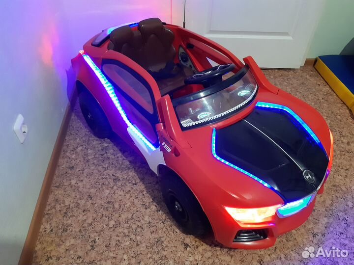 Детский электромобиль BMW