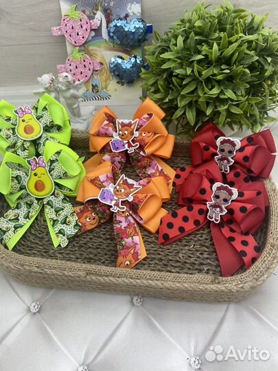 Резиночки и заколочки ручной работы