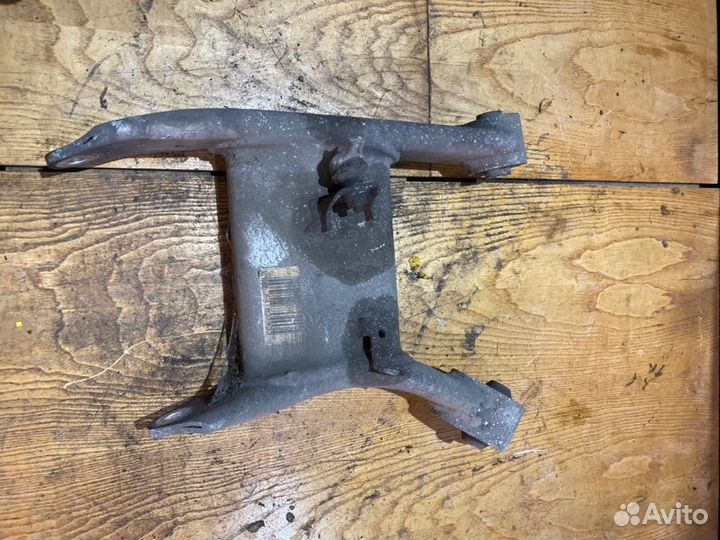 Рычаг подвески верхний задний правый Bmw 5 Е39