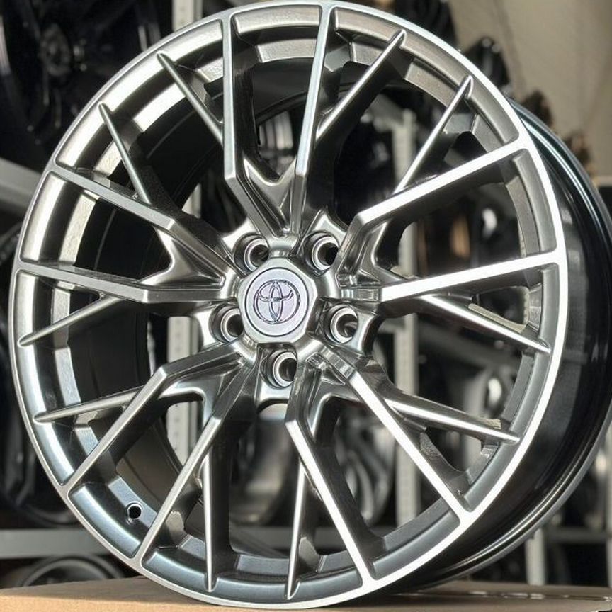 Литые диски Toyota 8×R19 5×114.3