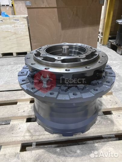 Редуктор хода Hitachi ZX120