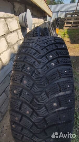 Michelin X M+S 200 205/55 R16 94T