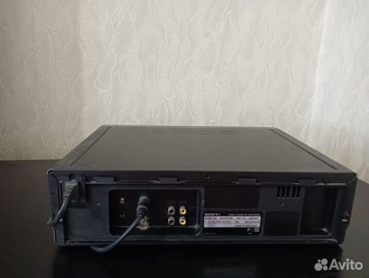 Видеомагнитофон sony