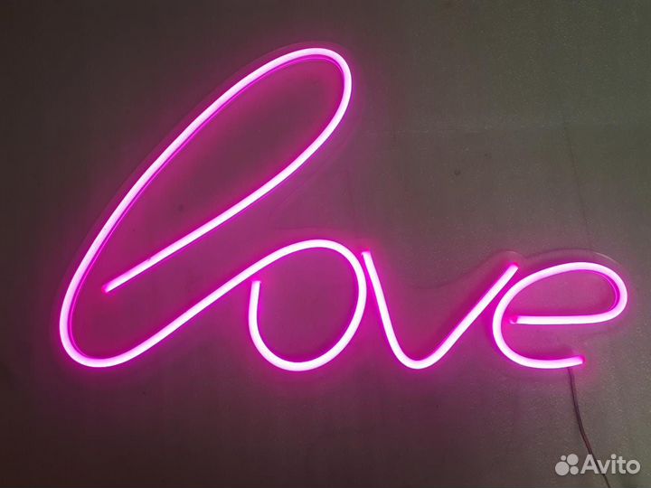 Неоновая вывеска