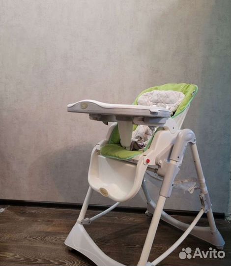 Детский стульчик для кормления happy baby