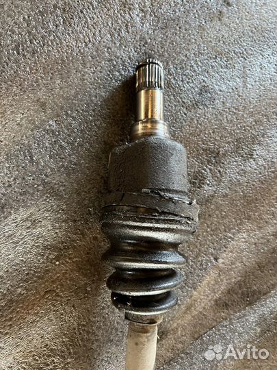 Привод левый Ford Focus 2.0 МКПП