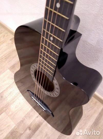 Гитара акустическая