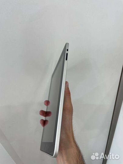 Самый первый iPad компании Apple