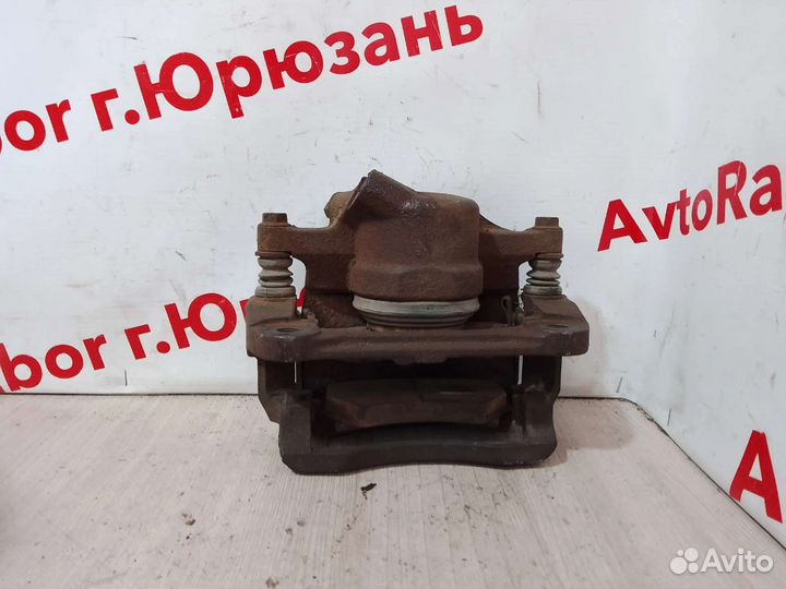 Суппорт передний левый Chery M11 A3