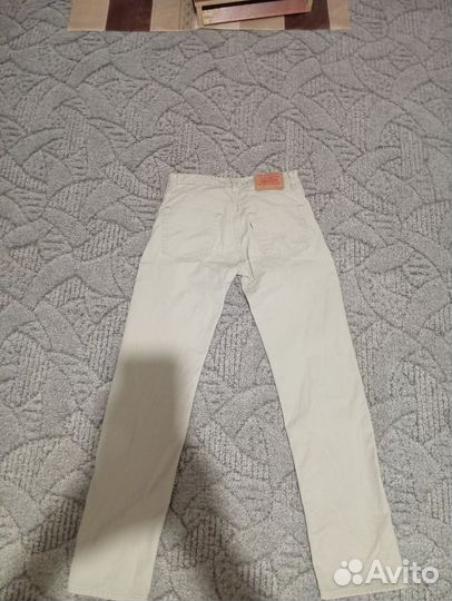 Джинсы levis 551