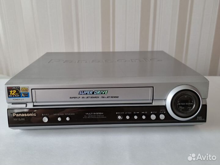 Видеомагнитофон panasonic