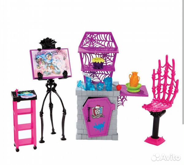 Монстер Хай игровой набор.Арт студия Дракулауры