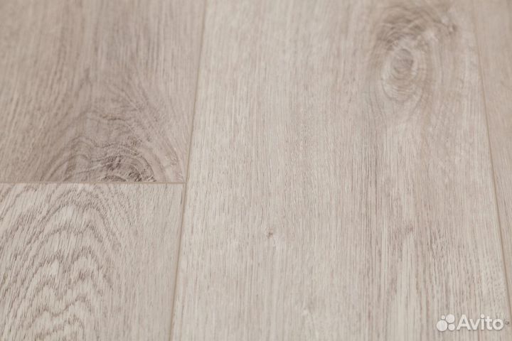 Виниловый ламинат со склада