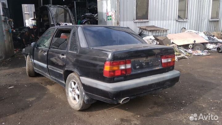 В разборе Volvo 850