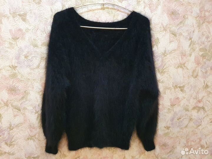 Свитер женский из ангоры