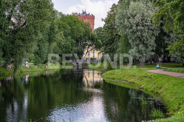 5-к. квартира, 184,3 м², 8/9 эт.