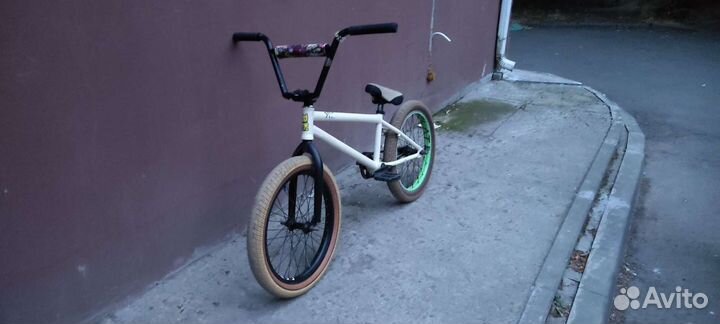 Трюковой велосипед bmx