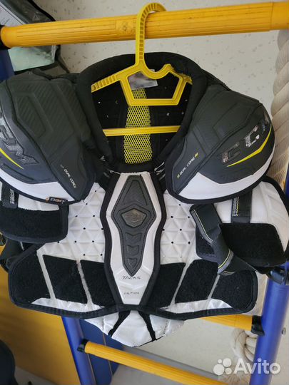 Форма хоккейная