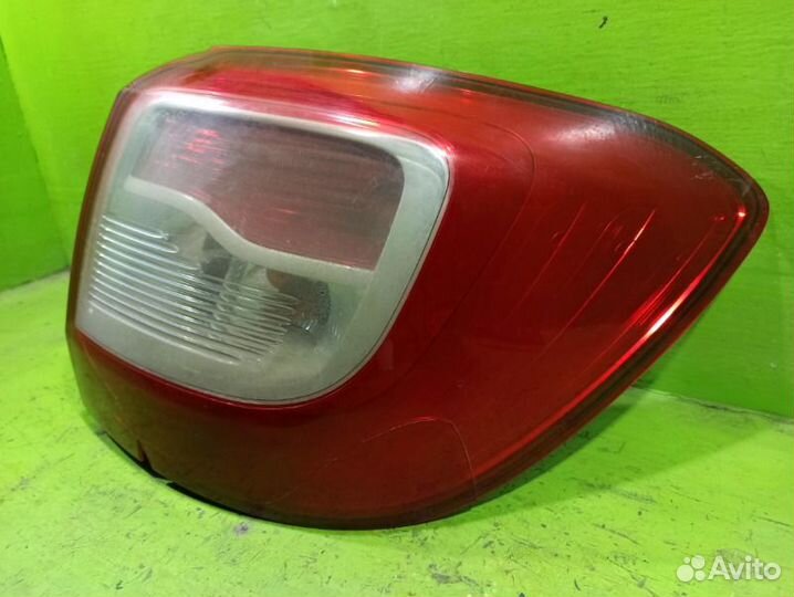 Фонарь задний правый Renault Sandero 2 хэтчбек