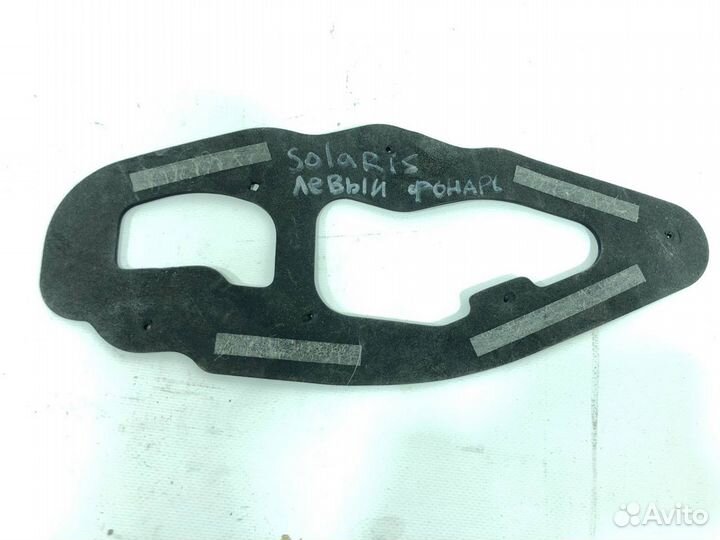 Уплотнитель фонаря Hyundai Solaris 2013