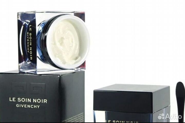 Givenchy Антивозрастной крем против старения