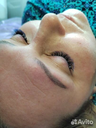 Наращивание ресниц на дому