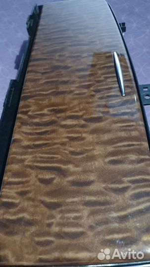 Консоль (подстаканник) с крышкой Qx56, Nissan Patr