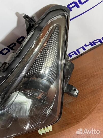 Фара левая Infiniti QX56/QX80