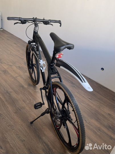 Велосипед на литых дисках bmw