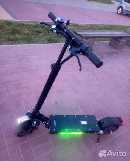 Электросамокат kugo m5