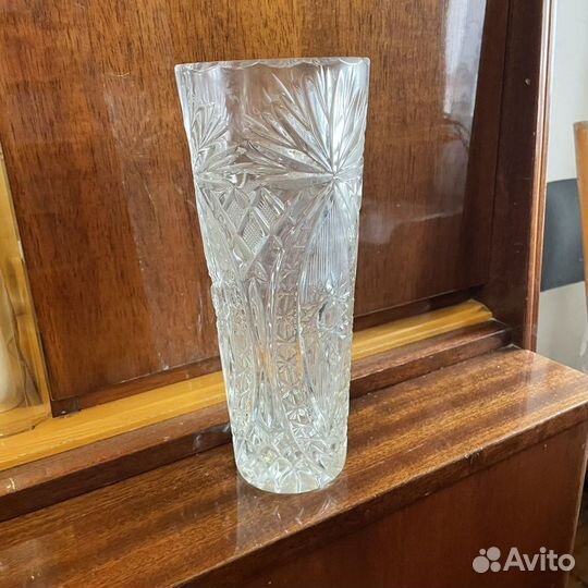 Ваза хрустальная