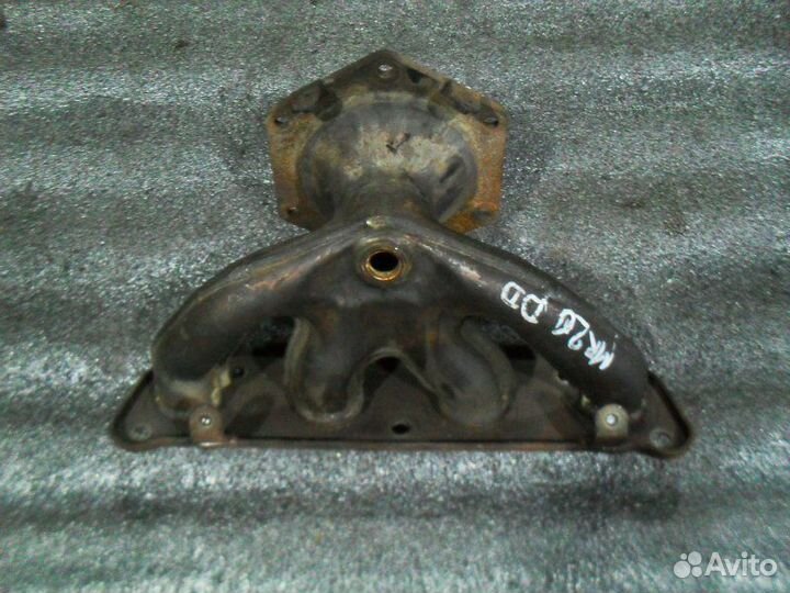 Коллектор выпускной Nissan Serena C25 MR20DD