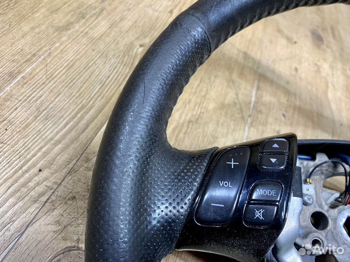 Руль рулевое колесо Mazda 3 BK 2003-2009г