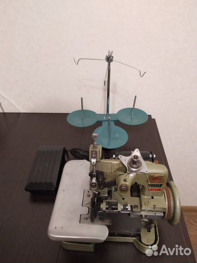 Трехниточный оверлок seiko gni-2