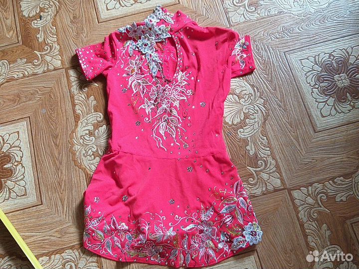 Купальник гимнастический длявыступлений