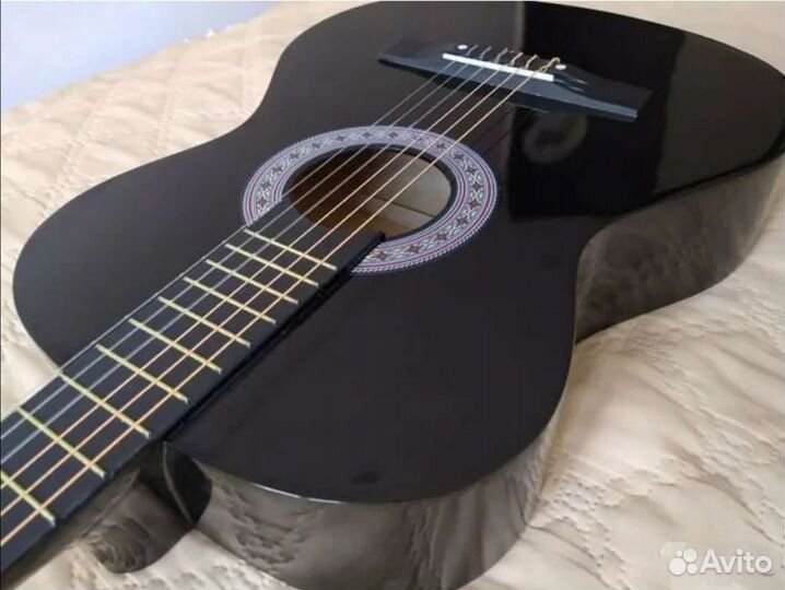 Гитара классическая