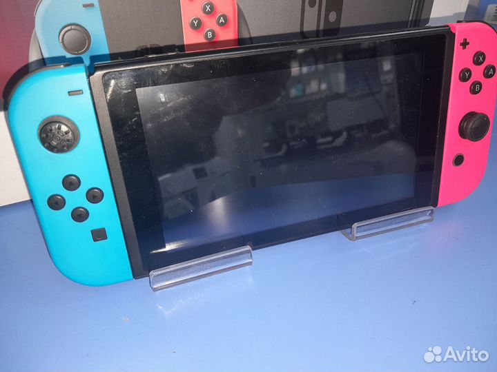 Игровая консоль Nintendo Switch 32Gb (hac-001)