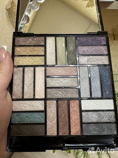 Палетка теней Ja-de