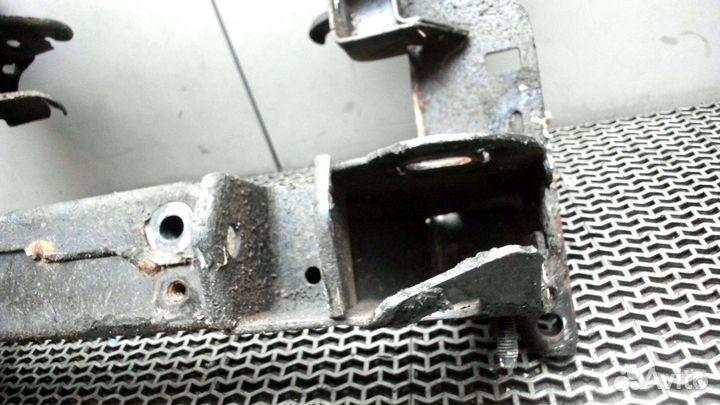 Балка подвески передняя Jeep Liberty, 2008