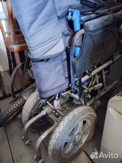 Инвалидная коляска с электроприводом