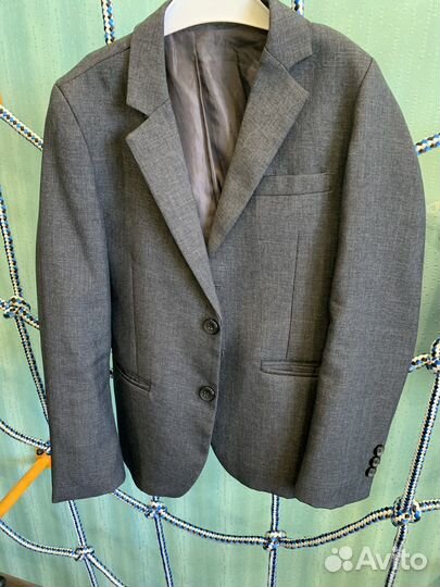 Пиджак школьный