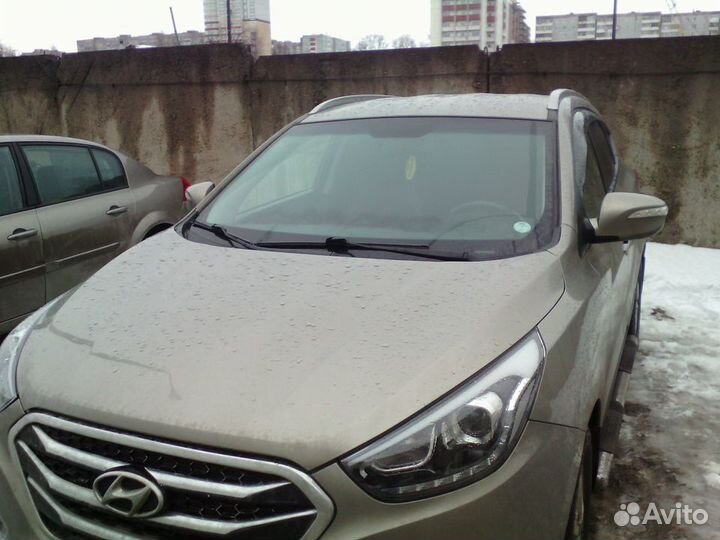 Стёкла Hyundai ix35 Хундай ай икс 35